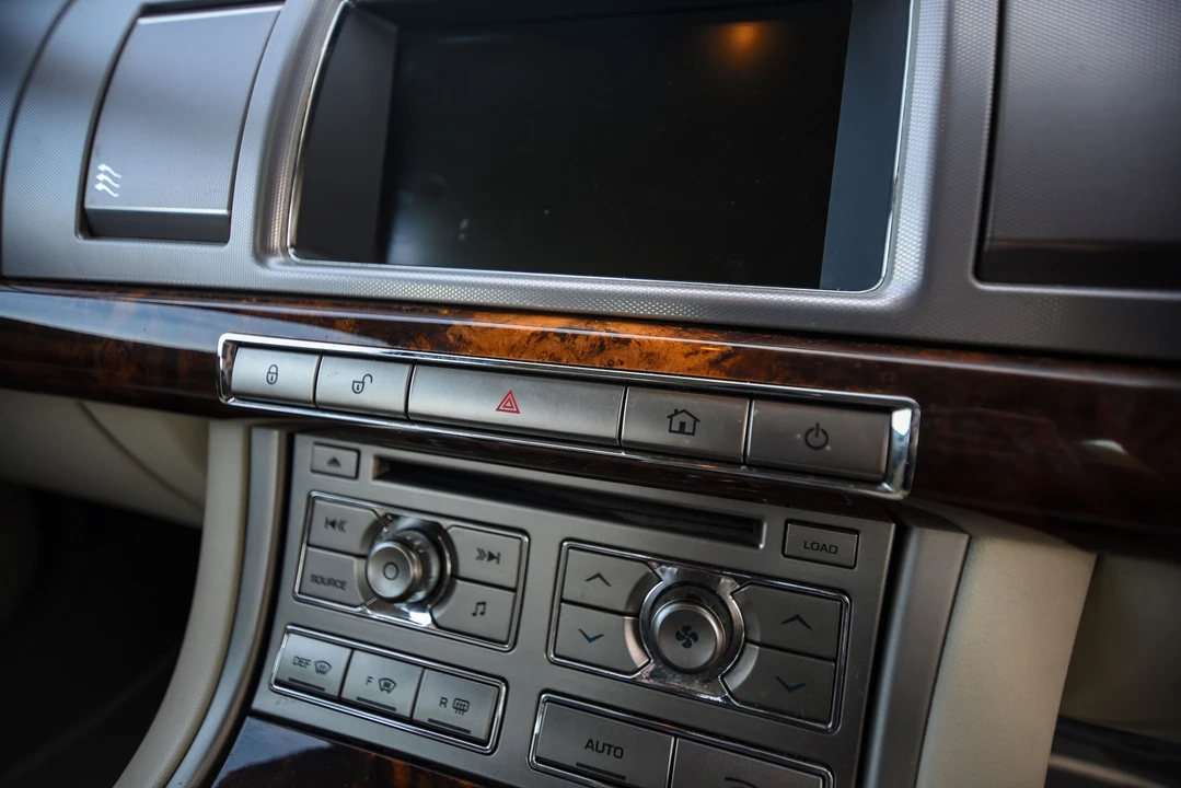2008 Jaguar X250 XF - Image 15 of 22