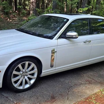 2008 Jaguar XJ Vanden Plas Sedan 4D