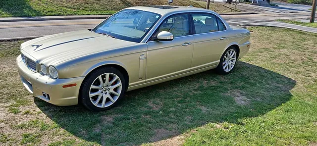 2008 Jaguar XJ XJ8 L Sedan 4D