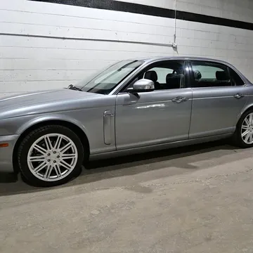 2008 Jaguar XJ XJ8 L Sedan 4D