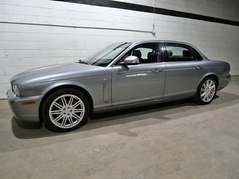 2008 Jaguar XJ XJ8 L Sedan 4D