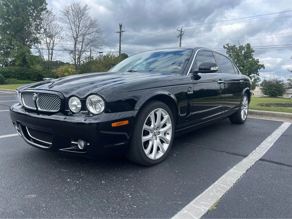 2008 Jaguar XJ Series 4 - Image 2 of 17