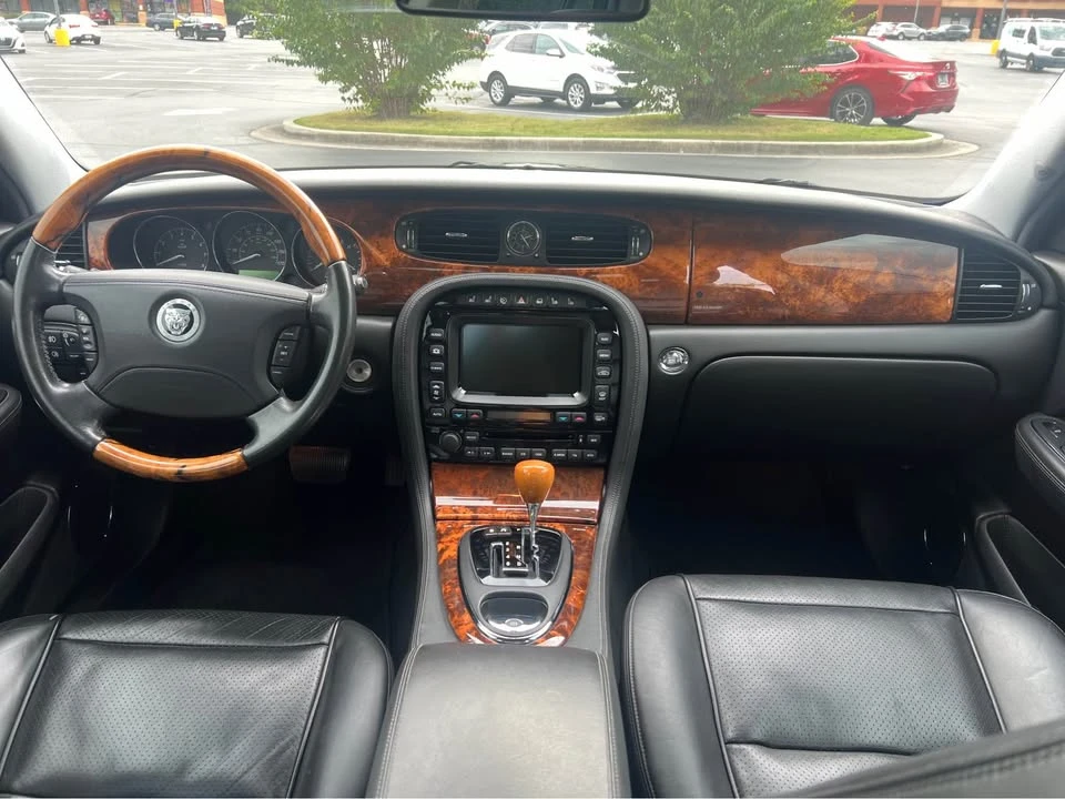 2008 Jaguar XJ Series 4 - Image 11 of 17