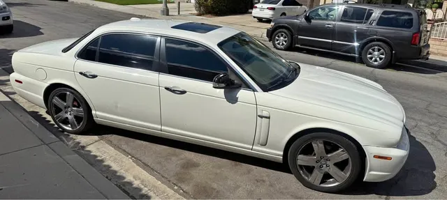 2008 Jaguar XJ8 L