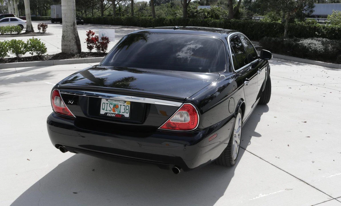 2008 Jaguar X350/X356/X358 XJ - Image 3 of 9