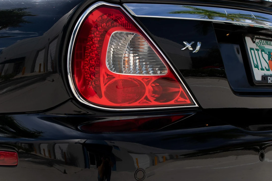 2008 Jaguar X350/X356/X358 XJ - Image 9 of 9