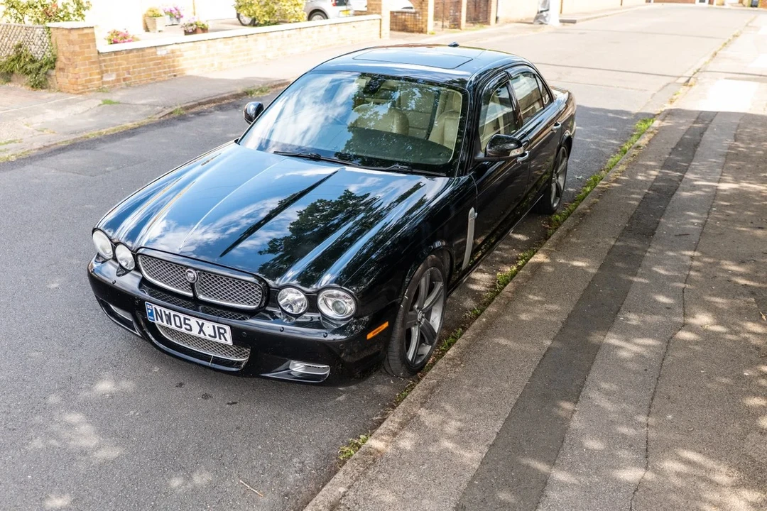 2008 Jaguar X350/X356/X358 XJR - Image 25 of 30
