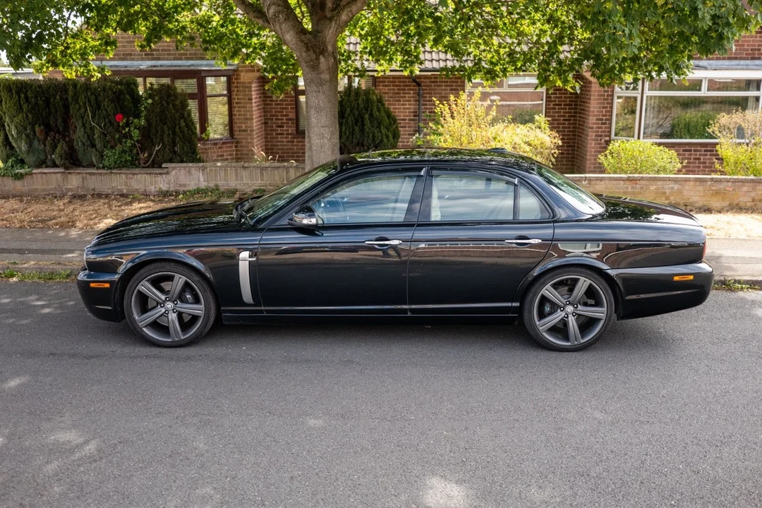 2008 Jaguar X350/X356/X358 XJR - Image 18 of 30