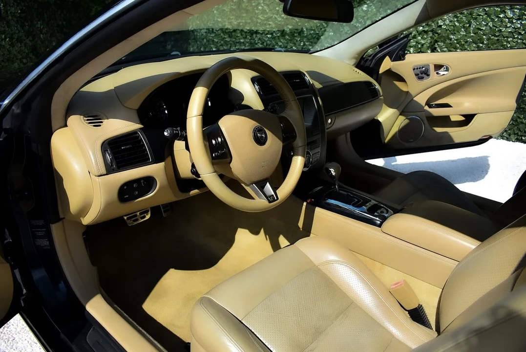 2008 Jaguar X150 XKR - Image 23 of 31