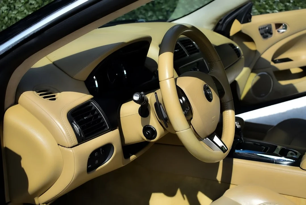 2008 Jaguar X150 XKR - Image 24 of 31