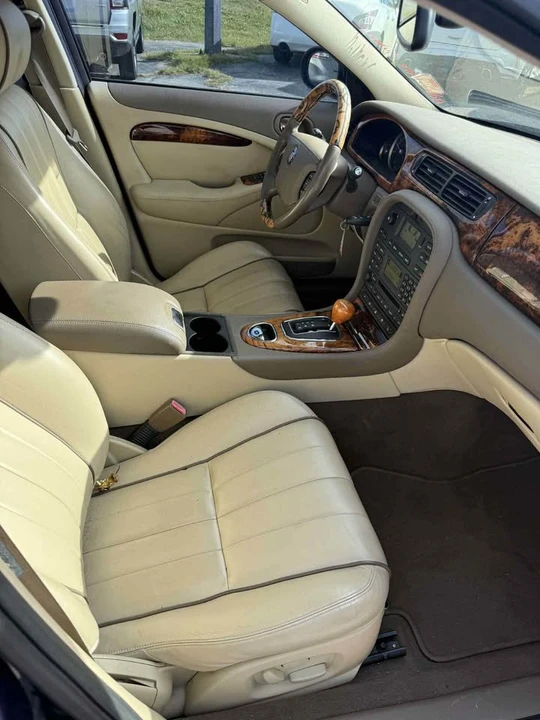 2008 Jaguar S-Type 2nd Gen - Image 3 of 4