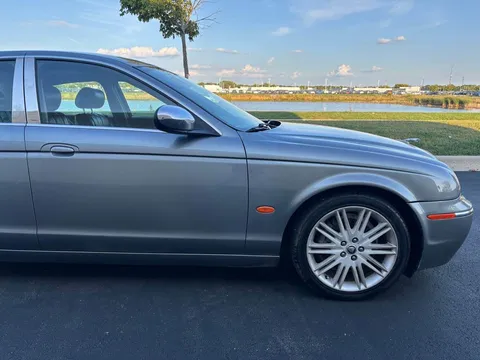 2008 Jaguar S-Type 2nd Gen - Image 4 of 15