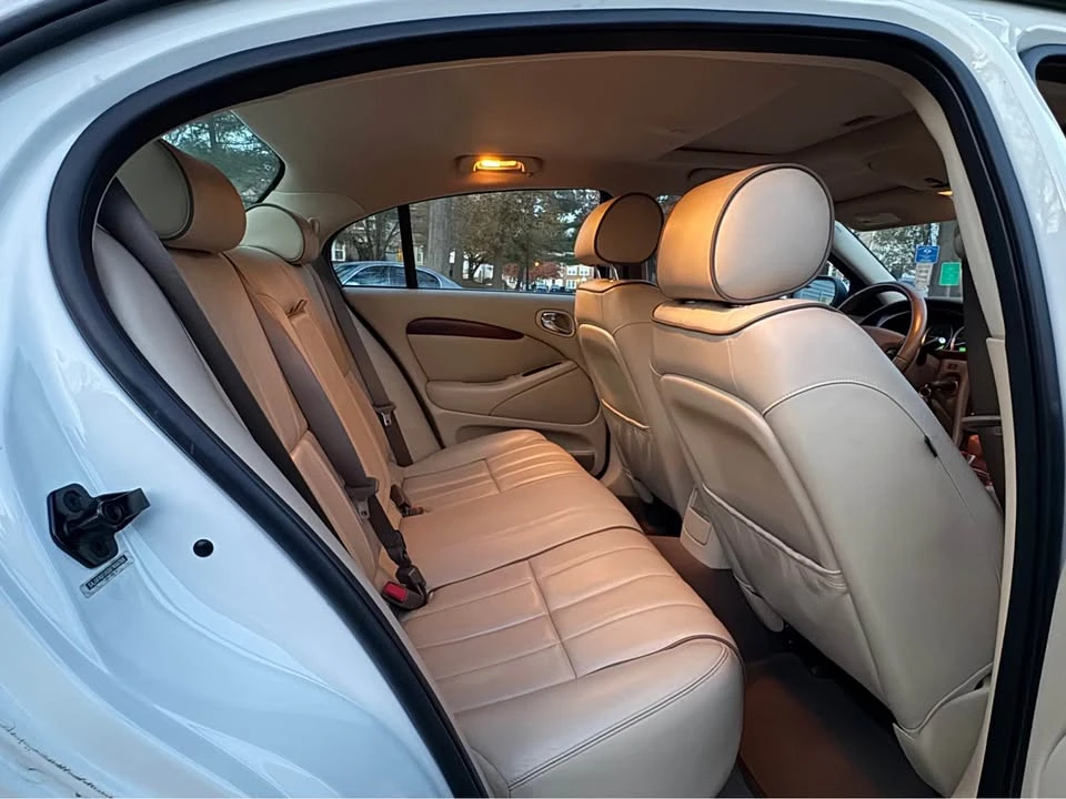 2008 Jaguar S-Type 2nd Gen - Image 9 of 12