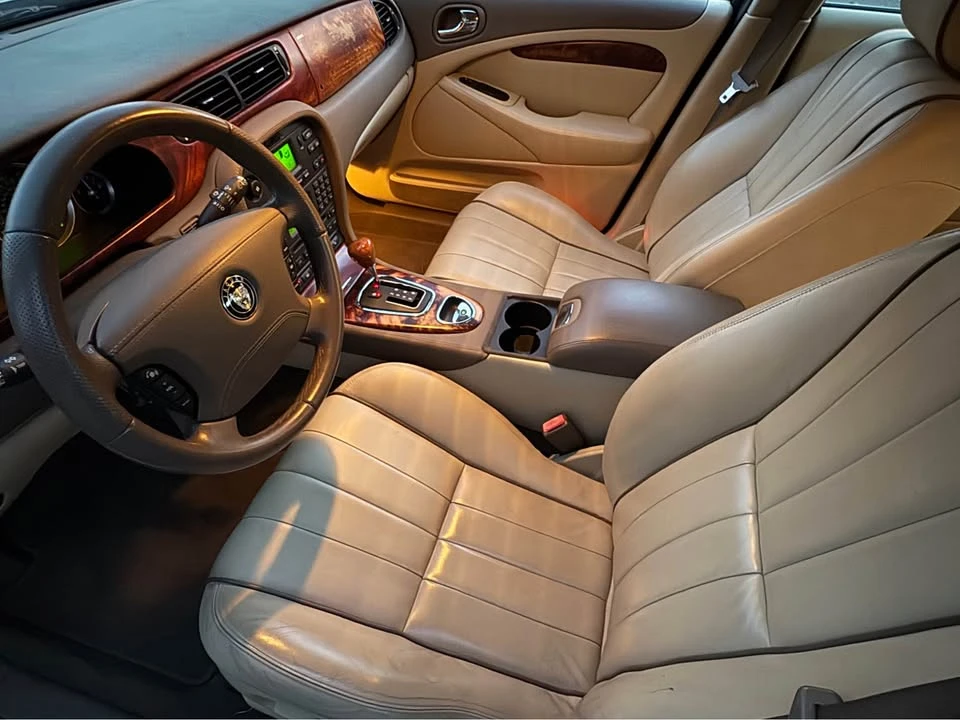 2008 Jaguar S-Type 2nd Gen - Image 7 of 12