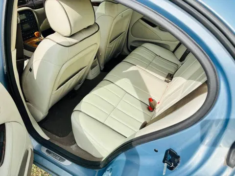 2008 Jaguar S-Type 2nd Gen - Image 4 of 12