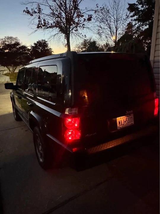 2008 Jeep Commander - Image 10 of 10