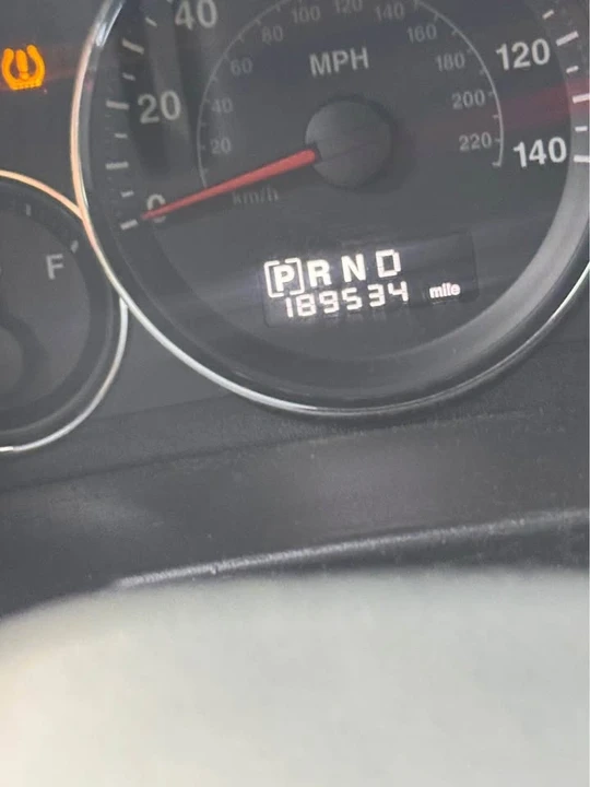 2008 Jeep Commander - Image 9 of 10