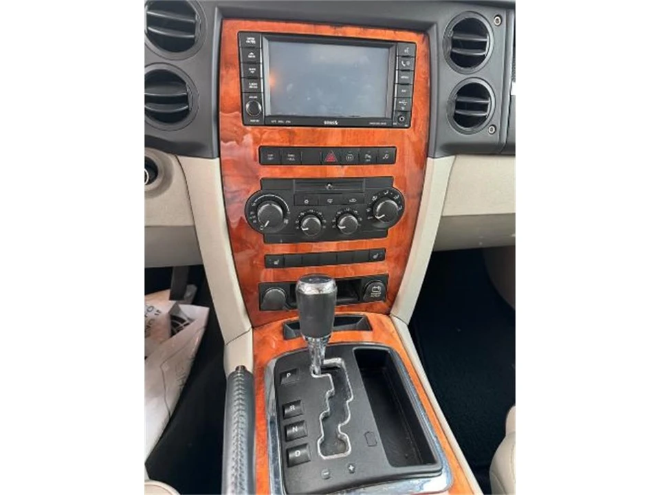 2008 Jeep Commander - Image 12 of 13