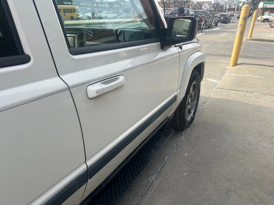 2008 Jeep Commander - Image 10 of 20