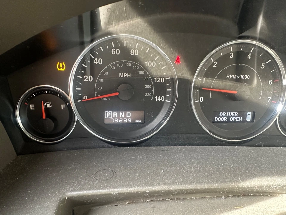 2008 Jeep Commander - Image 16 of 20