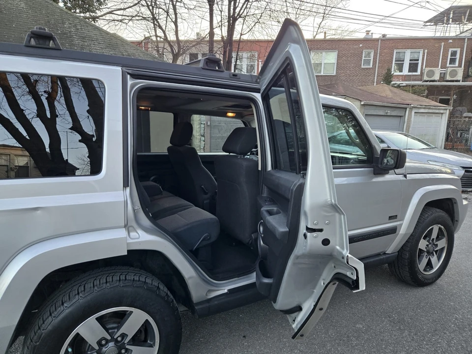 2008 Jeep Commander - Image 6 of 21