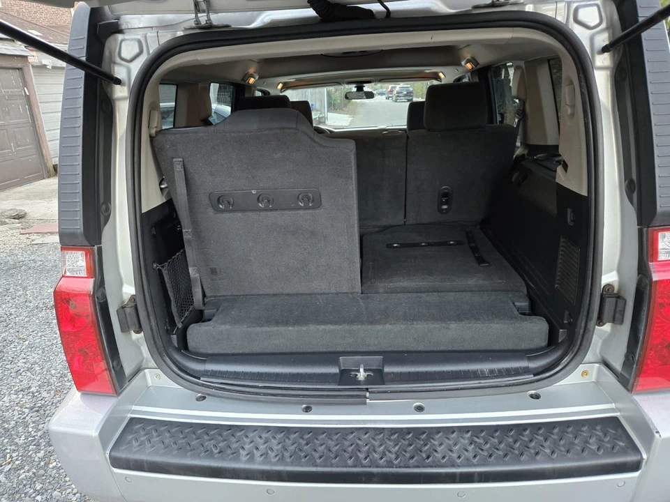 2008 Jeep Commander - Image 13 of 21