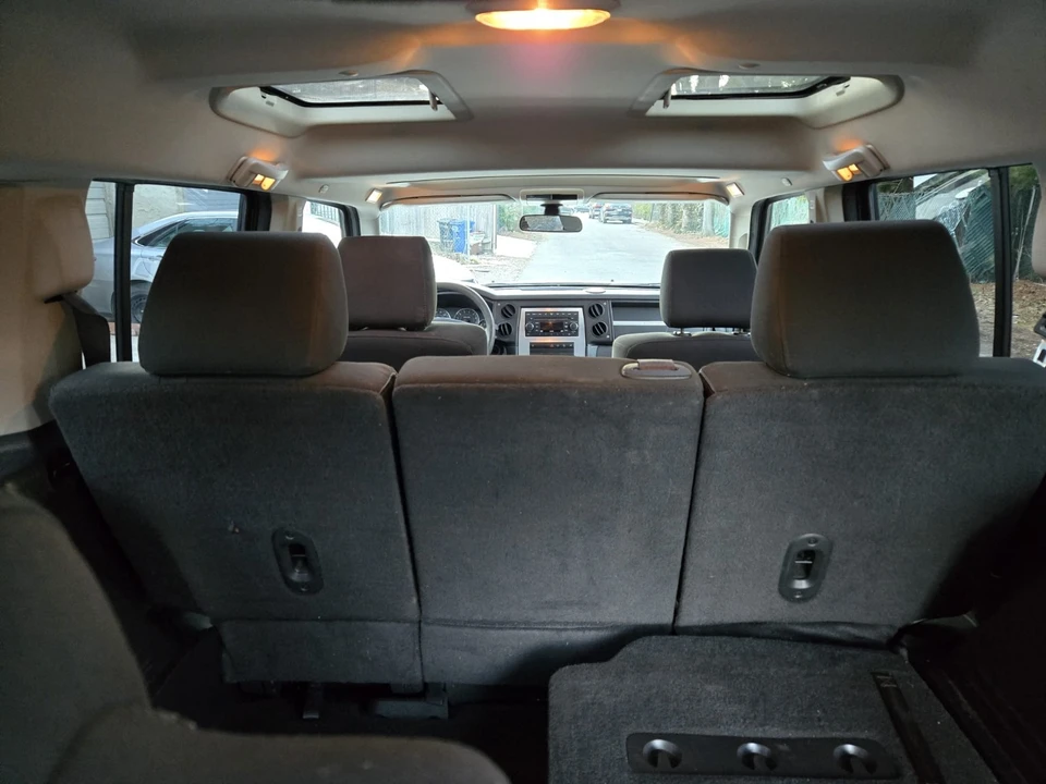 2008 Jeep Commander - Image 14 of 21