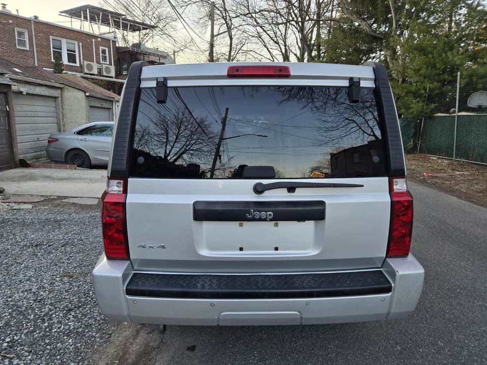 2008 Jeep Commander - Image 2 of 21