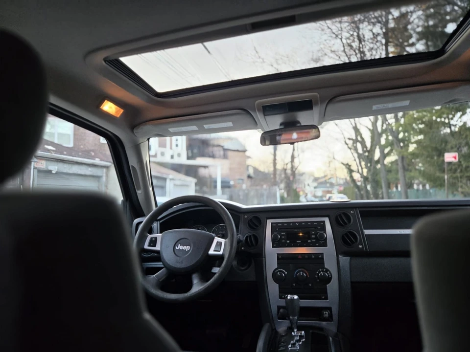 2008 Jeep Commander - Image 20 of 21