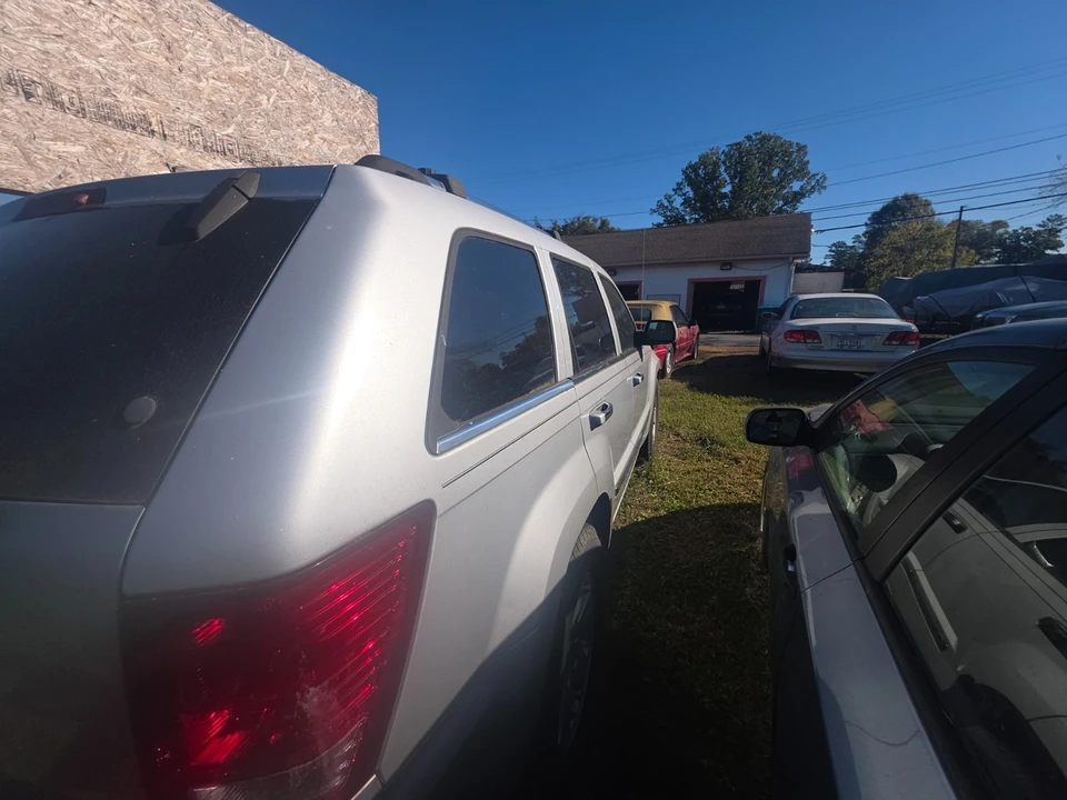 2008 Jeep WK Grand Cherokee - Image 2 of 13