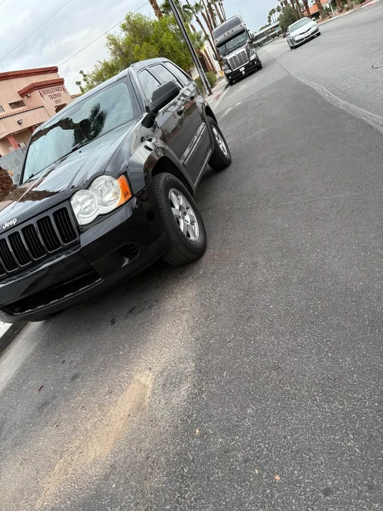 2008 Jeep Grand Cherokee - Image 2 of 6
