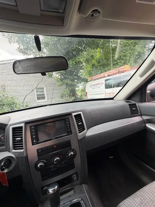 2008 Jeep Grand Wagoneer - Image 13 of 14