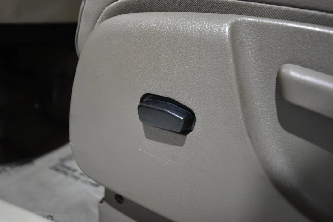 2008 Jeep KK Liberty - Image 14 of 21
