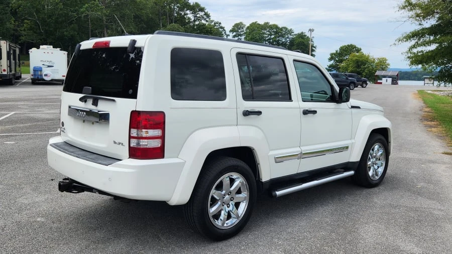2008 Jeep KK Liberty - Image 2 of 8