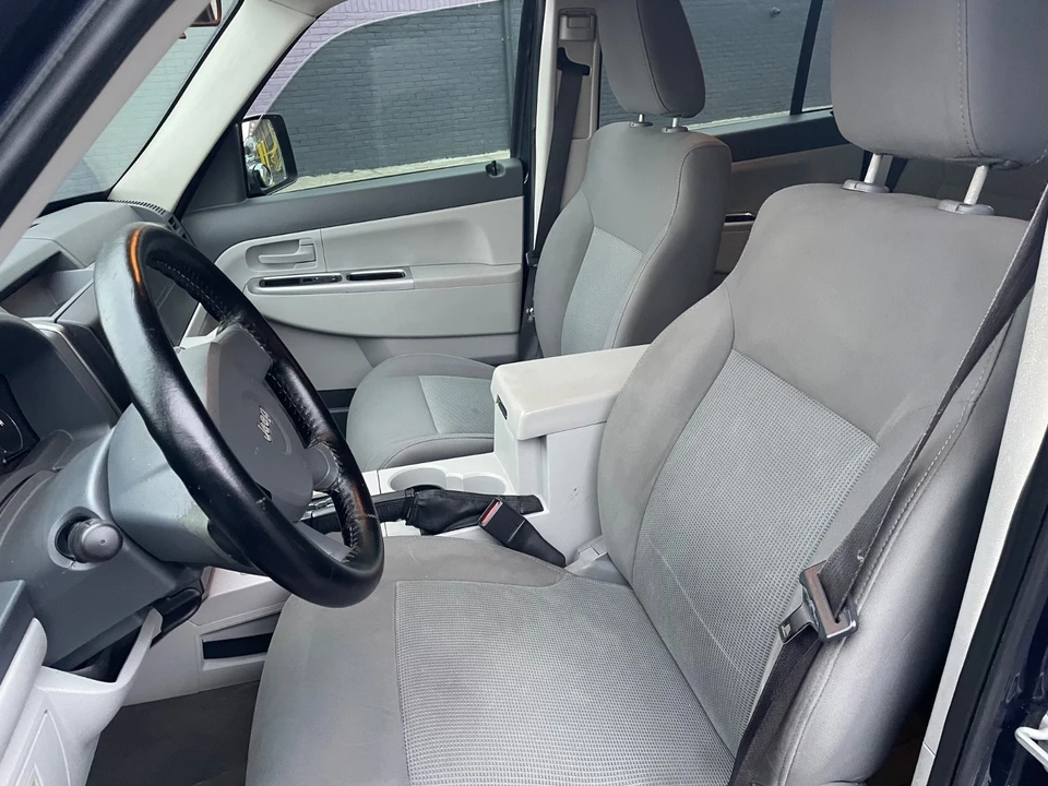 2008 Jeep KK Liberty - Image 9 of 21