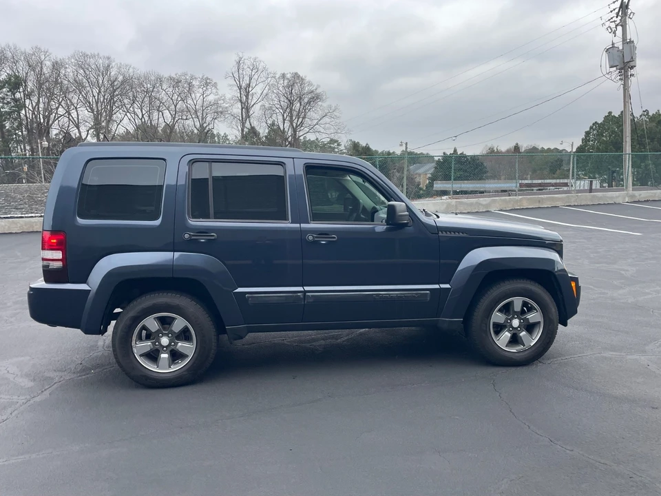 2008 Jeep KK Liberty - Image 5 of 21