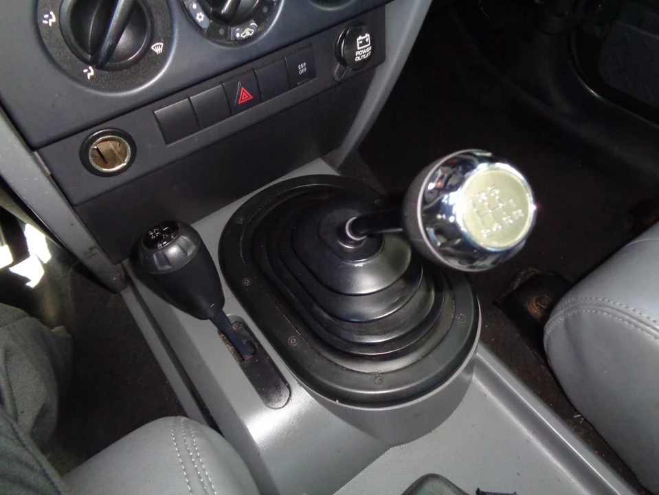 2008 Jeep JK Wrangler - Image 18 of 20