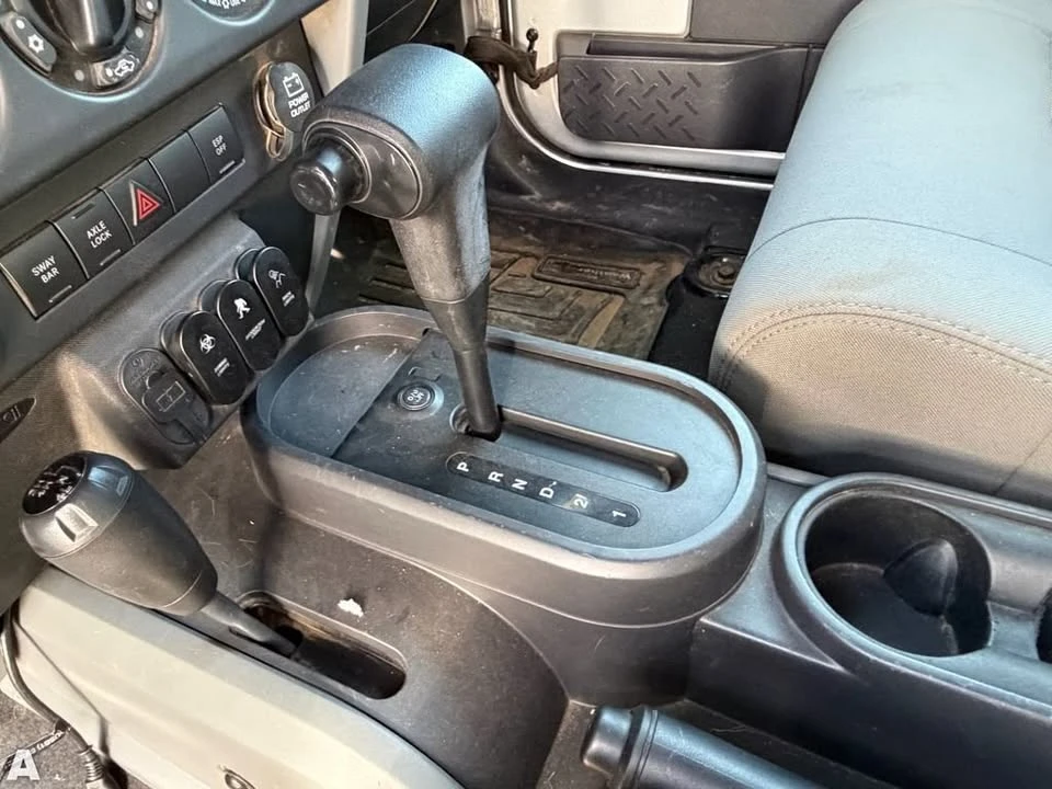 2008 Jeep JK Wrangler - Image 10 of 13