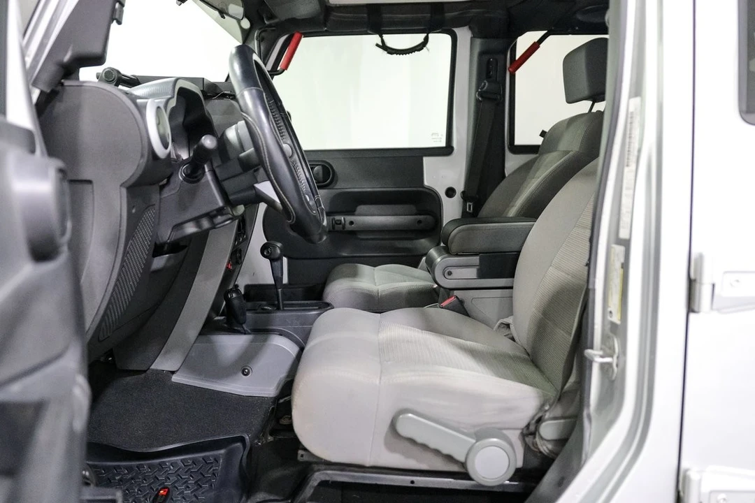 2008 Jeep Wrangler - Image 11 of 27