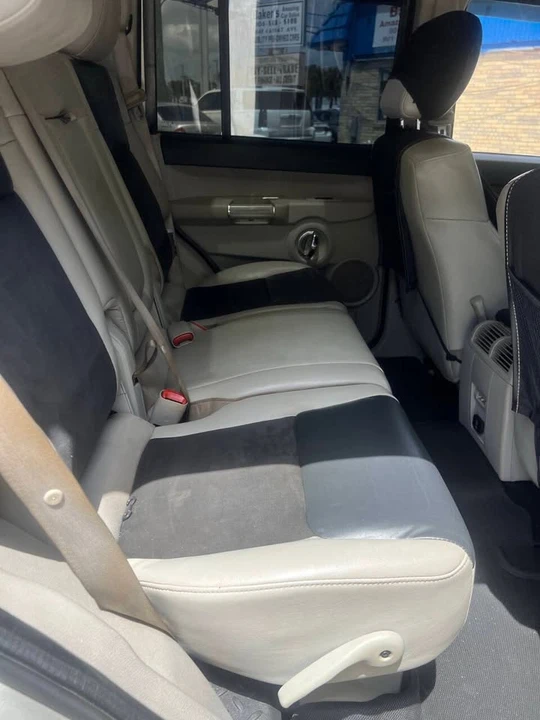 2008 Jeep Commander - Image 12 of 20