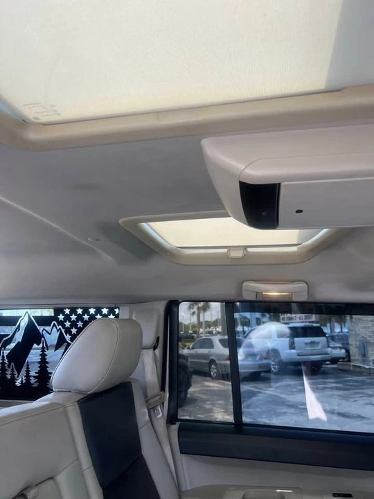 2008 Jeep Commander - Image 17 of 20