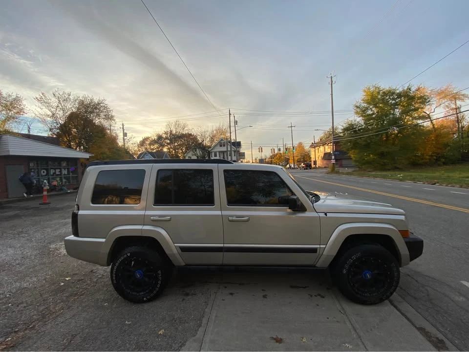 2008 Jeep Commander - Image 6 of 11