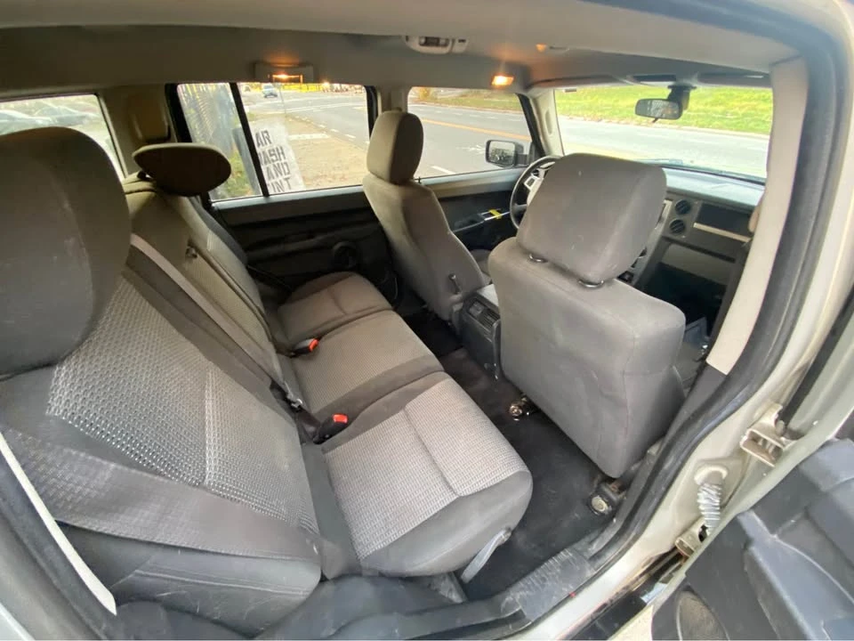 2008 Jeep Commander - Image 10 of 11
