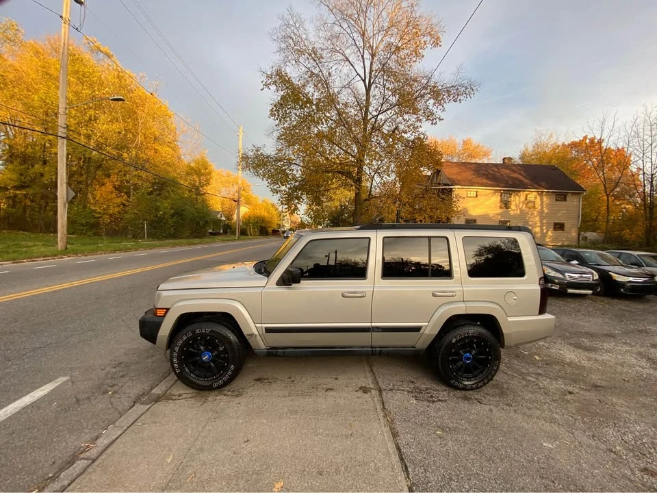2008 Jeep Commander - Image 3 of 11
