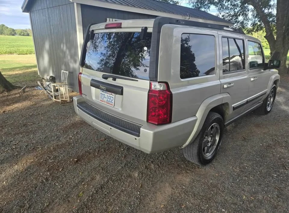 2008 Jeep Commander - Image 5 of 9