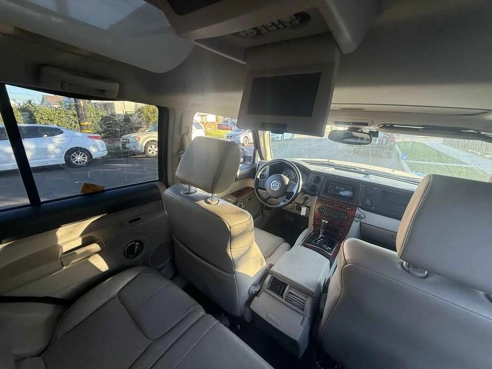 2008 Jeep Commander - Image 9 of 11
