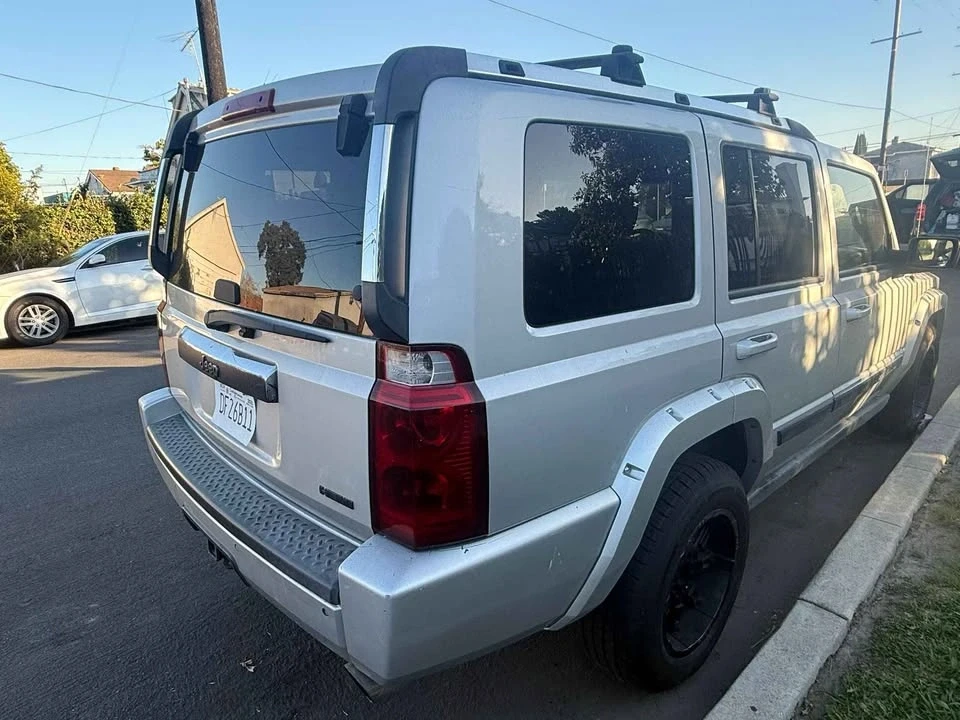 2008 Jeep Commander - Image 4 of 11