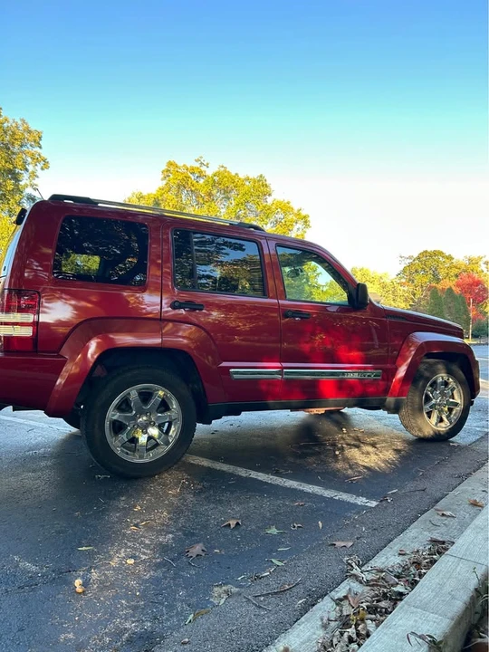 2008 Jeep KK Liberty - Image 2 of 12