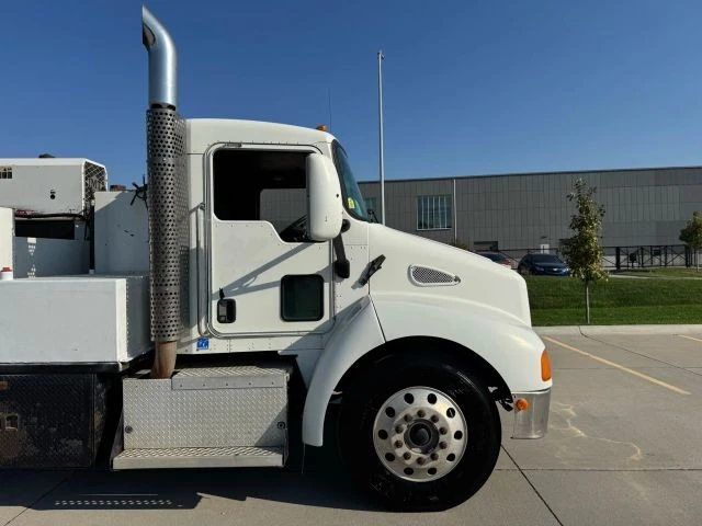 2008 Kenworth - Image 19 of 21