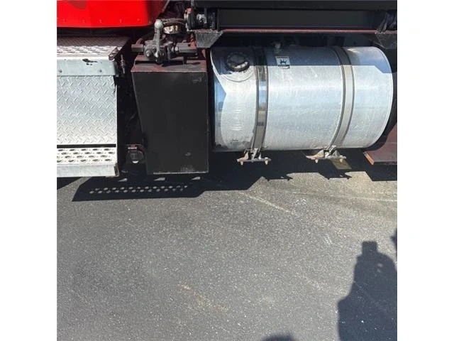 2008 Kenworth - Image 15 of 21